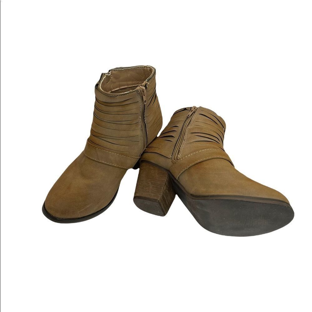 Vanity | Size 7 Brown Ankle Booties Boots